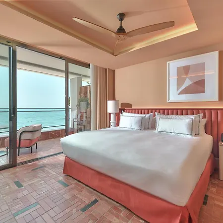 Hotell El Fuerte 5*